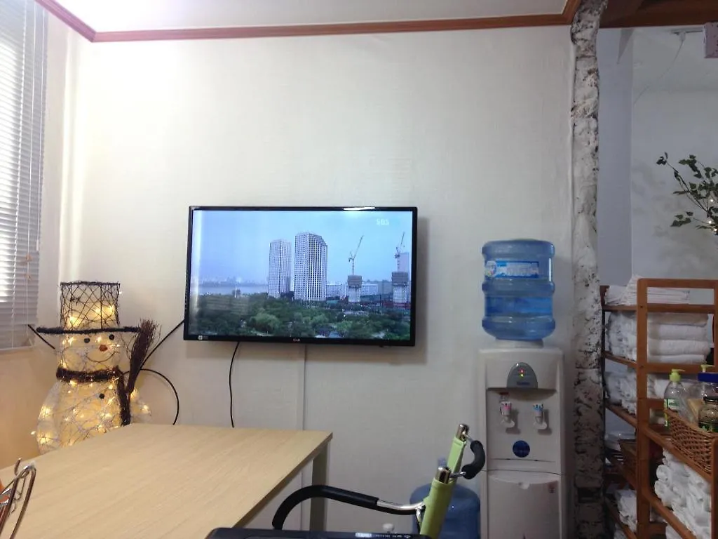 Hostel Huga Haus Seoul 0*,